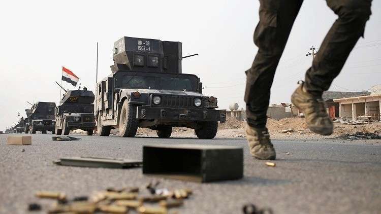 القوات العراقية تقبض على مطلوبين وتصادر أسلحة شرق بغداد