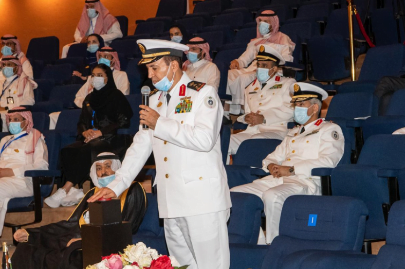 قائد القوات البحرية الملكية السعودية يُعوّم كورفيت “سفينة جلالة الملك الدرعية”