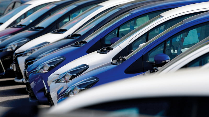 هام : انخفاض أسعار السيارات 20% خلال أيام - صحيفة المناطق السعودية