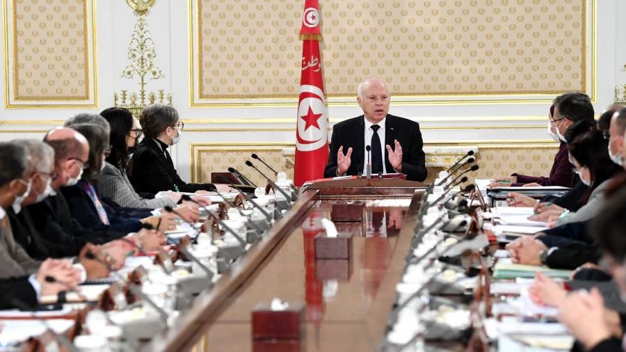 أمر رئاسي تونسي باعتبار يوم 17 ديسمبر من كل عام عيدا للثورة في تونس