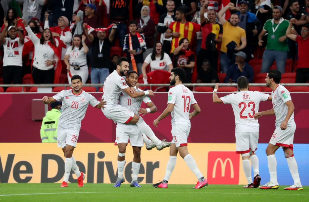 المنتخب التونسي يفوز على نظيره الإماراتي ويتاهلان معاً إلى ربع نهائي كأس العرب