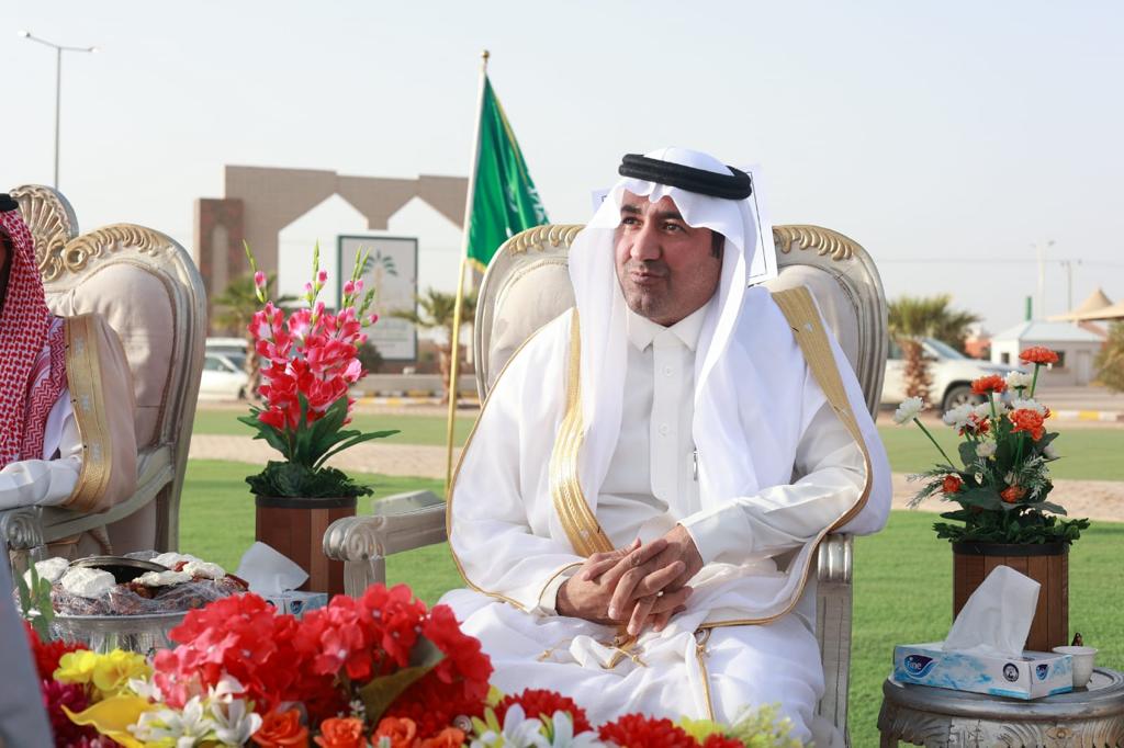 محافظ عقلة الصقور يشهد احتفالات الأهالي بمناسبة عيد الفطر المبارك - صحيفة  المناطق السعودية