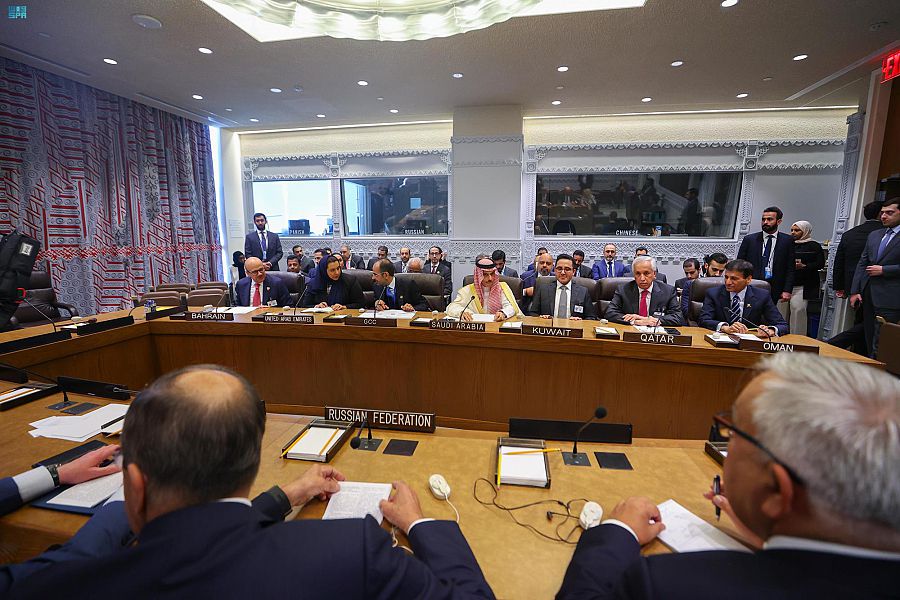 وزير الخارجية يترأس الجانب الخليجي في الاجتماع الوزاري مع روسيا